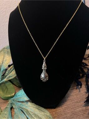 Gold Spoon Handle Necklace – Handcrafted Vintage Style Pendant